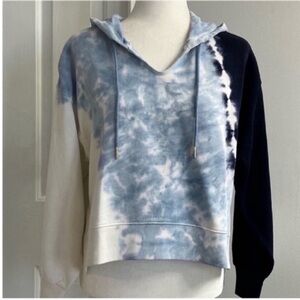 L*Space Blue Tie-Dye Hoodie
Blue/White Size SP
